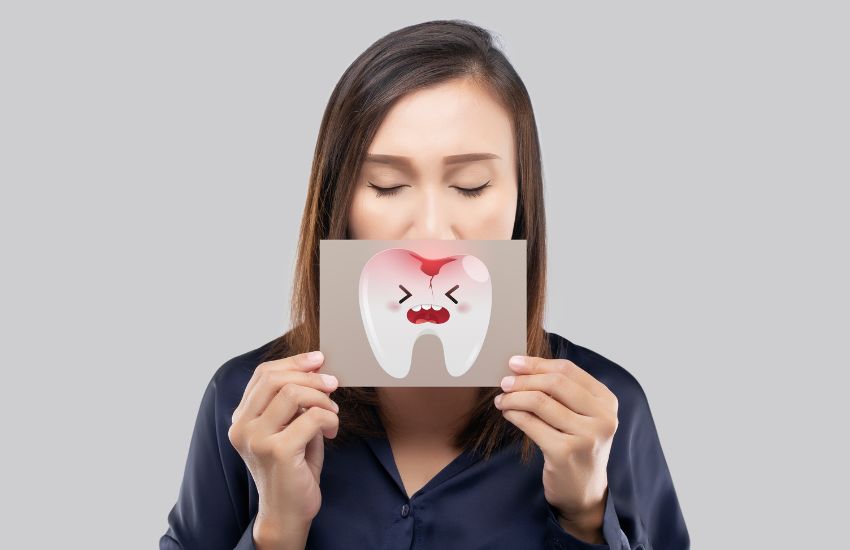 causas sintomas y tratamiento del abceso dental